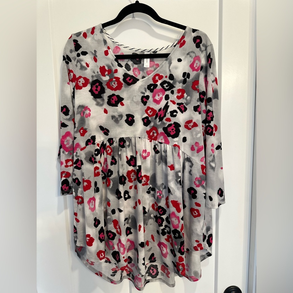 Honeyme Gray and Pink Leopard Tunic